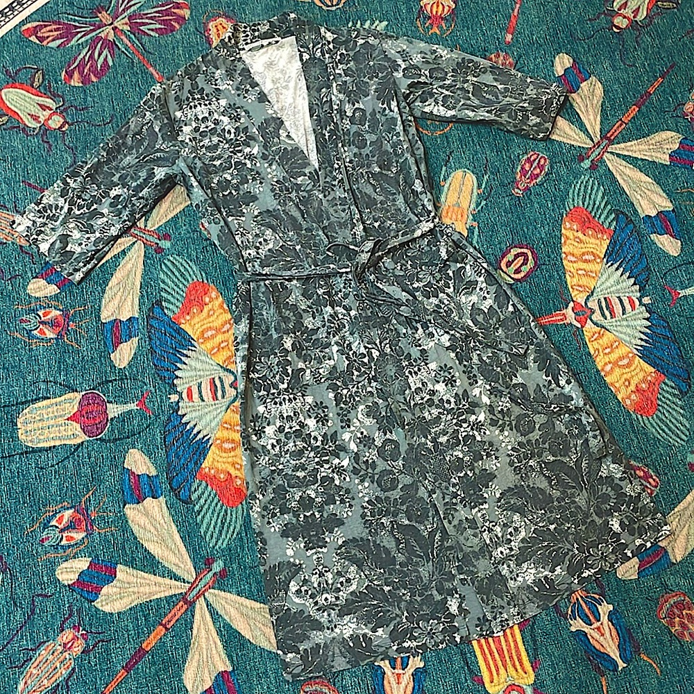 Peruvian Connection Pima Cotton Kimono-Style Robe - Floral Green - XS - Roses - Picture 3 of 8